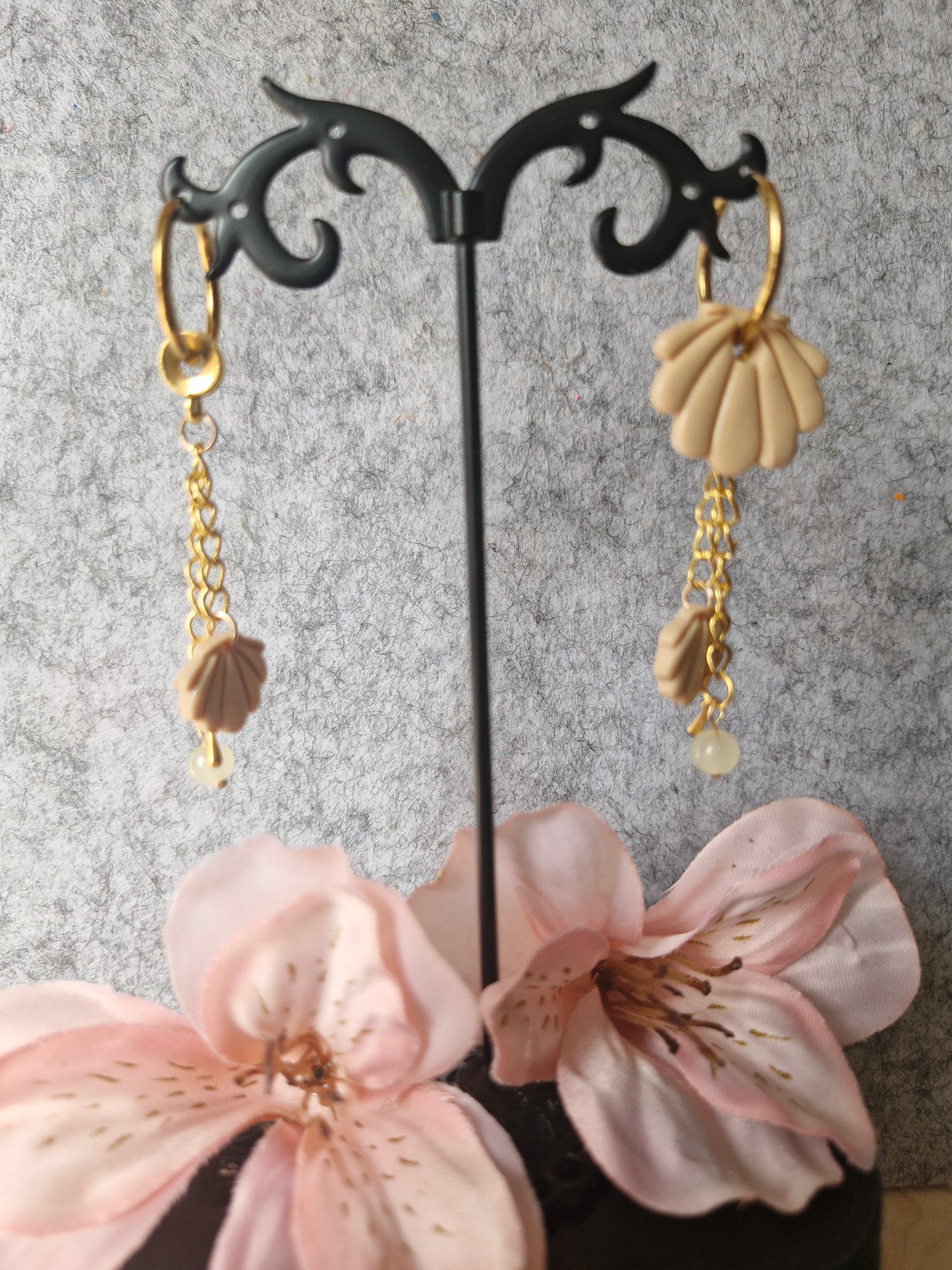 Pampilles et pendentifs sable