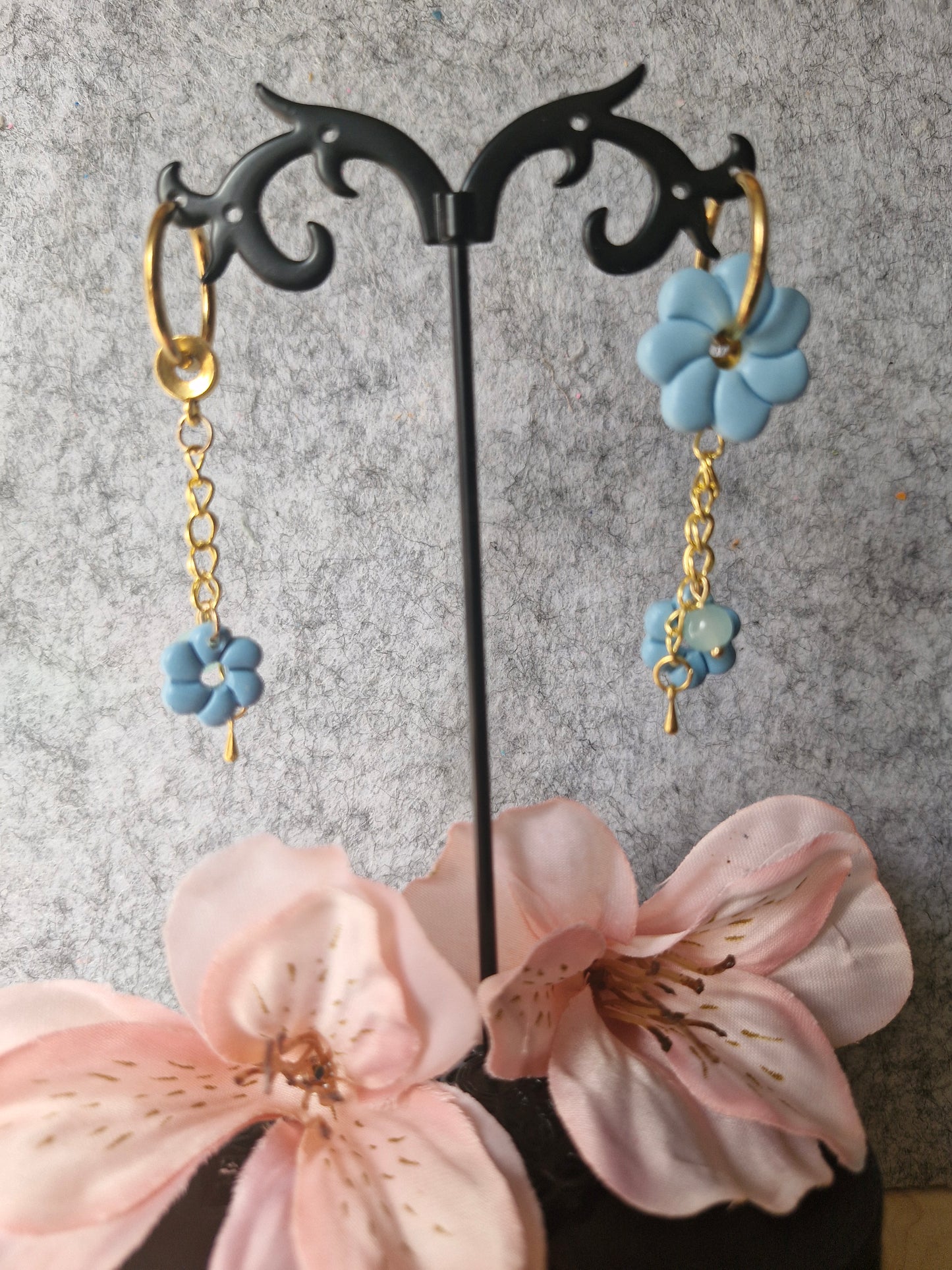 Pampilles et pendentifs bleu ciel